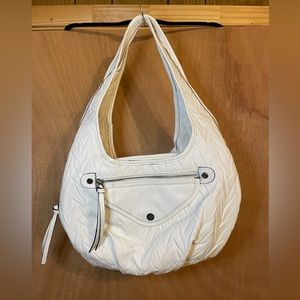 Simply Vera‎ by Vera Wang White Shoulder Bag